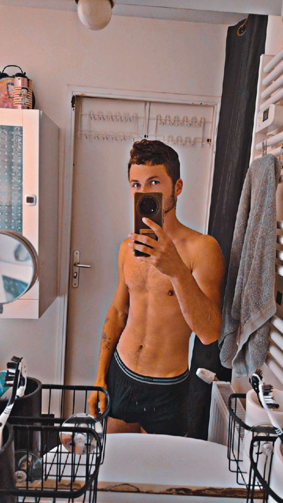 Profil de Jaheim, 22 ans, Escort TS Luxembourg à Hamiville