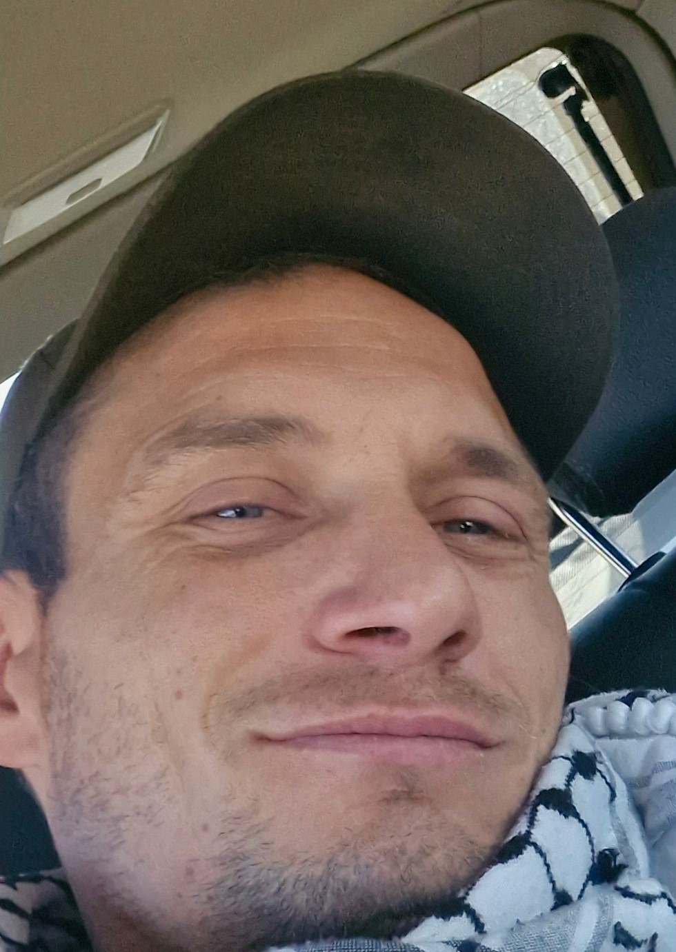 Profil de Miroslav, 37 ans, Escort TS Luxembourg à Rodershausen