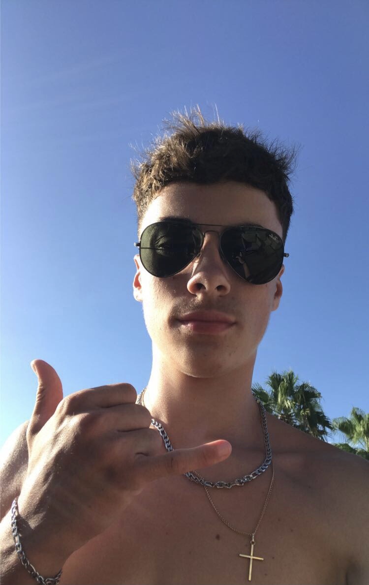 Profil de Dexter, 21 ans, Escort TS Luxembourg à Holzthum
