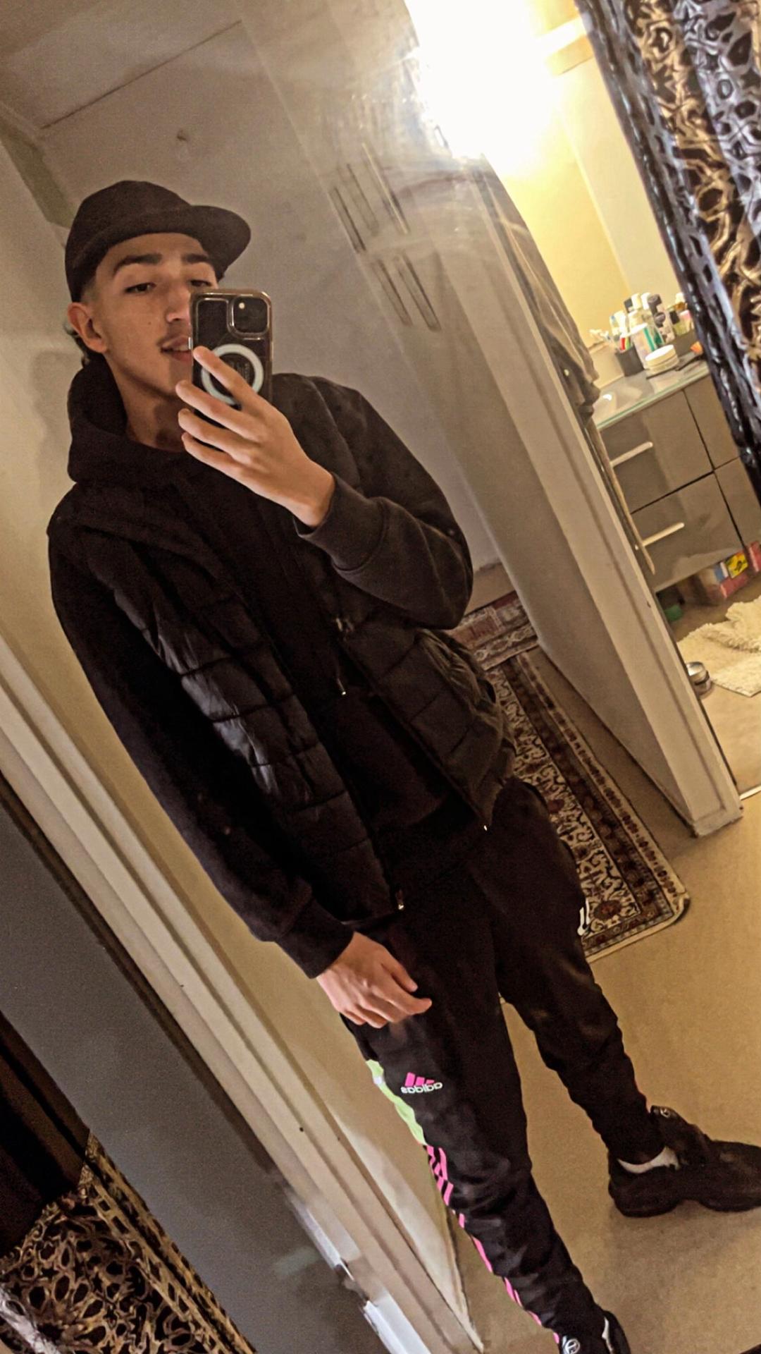 Profil de Polo, 19 ans, Escort TS Luxembourg à Huldange