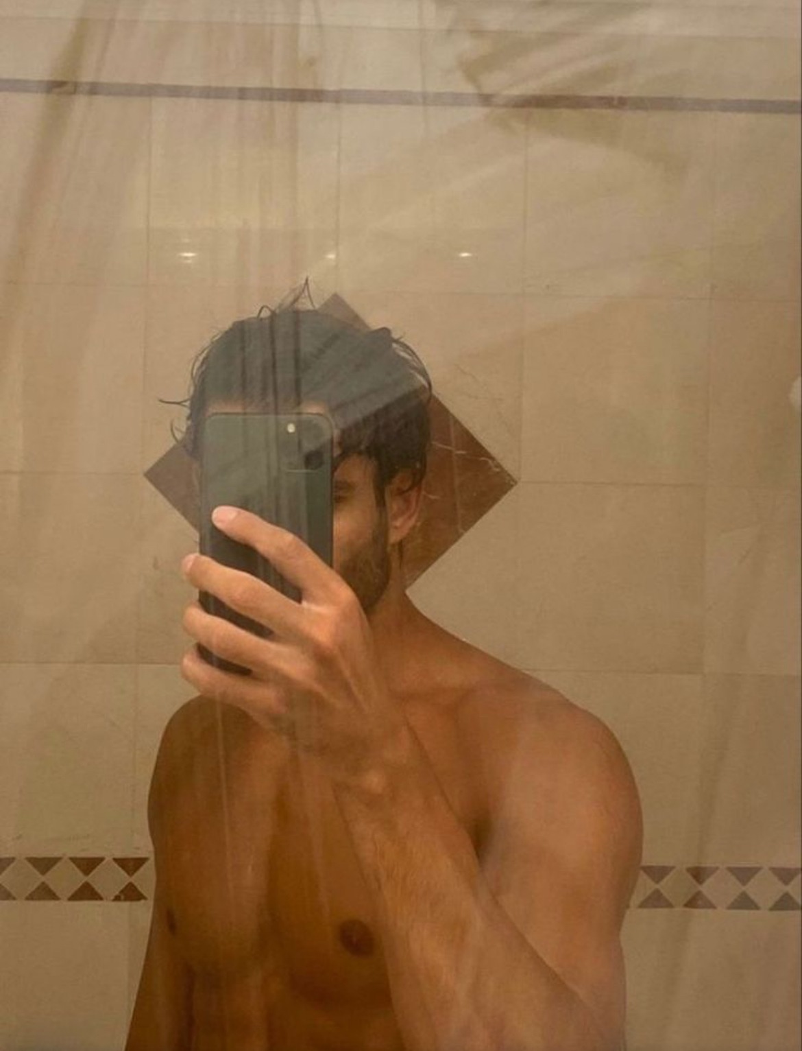 Profil de Houssem, 25 ans, Escort TS Luxembourg à Nocher