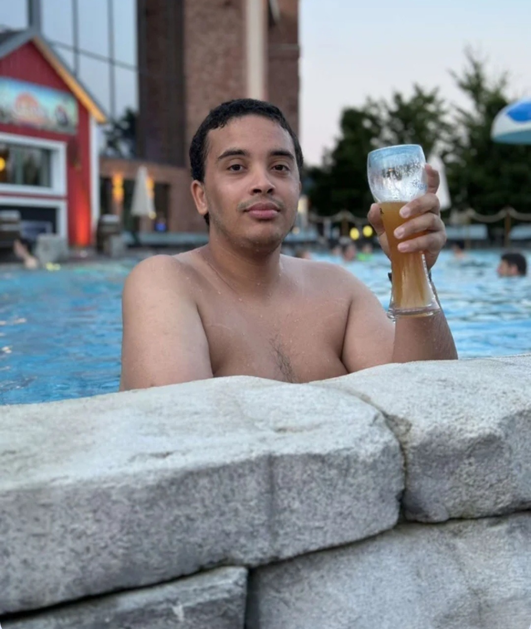 Profil de Abderrahmen, 24 ans, Escort TS Luxembourg à Drinklange