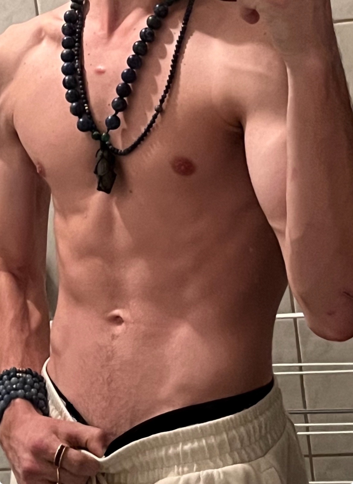 Profil de Stellan, 21 ans, Escort TS Luxembourg à Hoesdorf