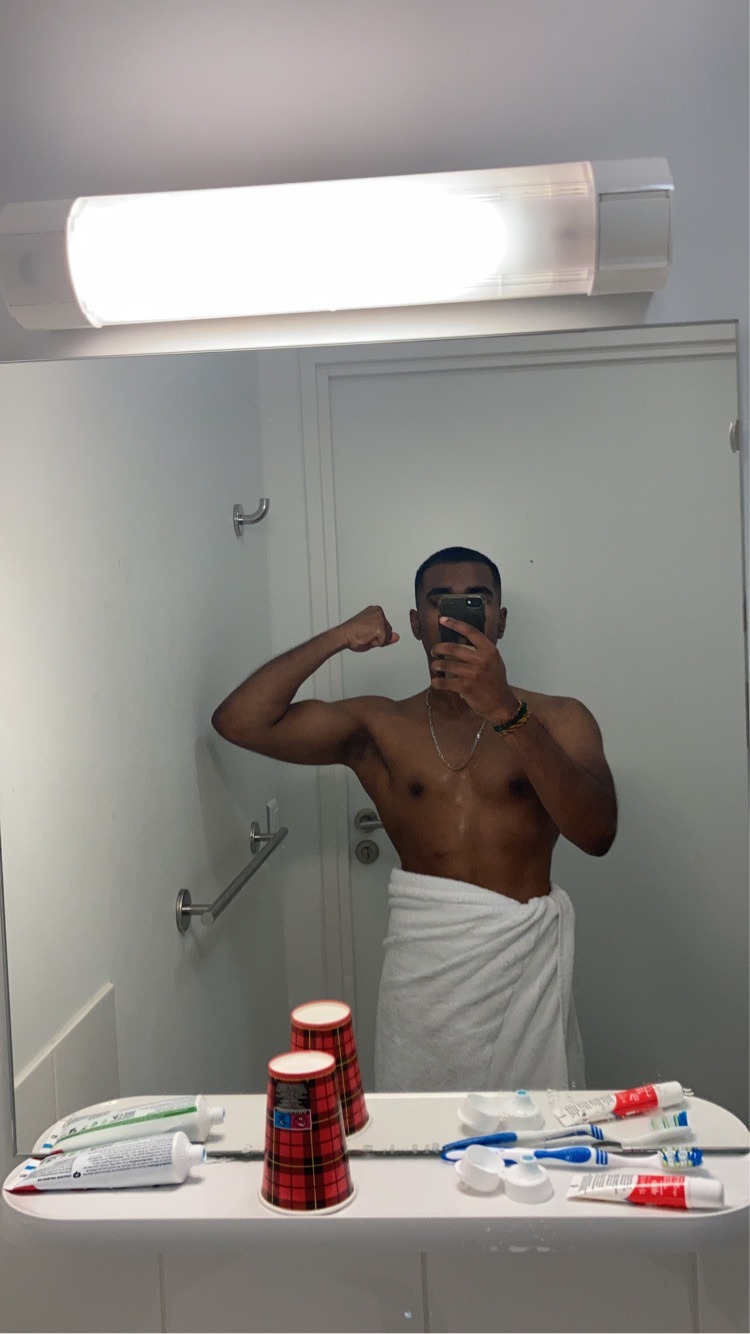 Profil de Nahid, 26 ans, Escort TS Luxembourg à Heffingen