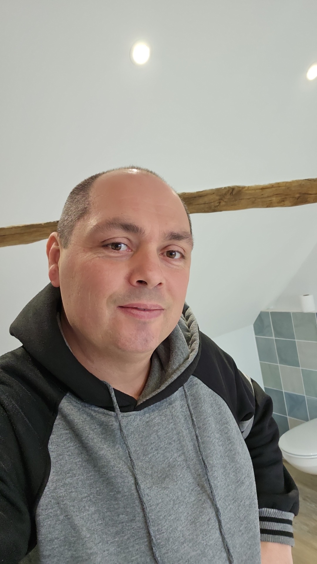 Profil de Yasine, 45 ans, Escort TS Luxembourg à Marnach