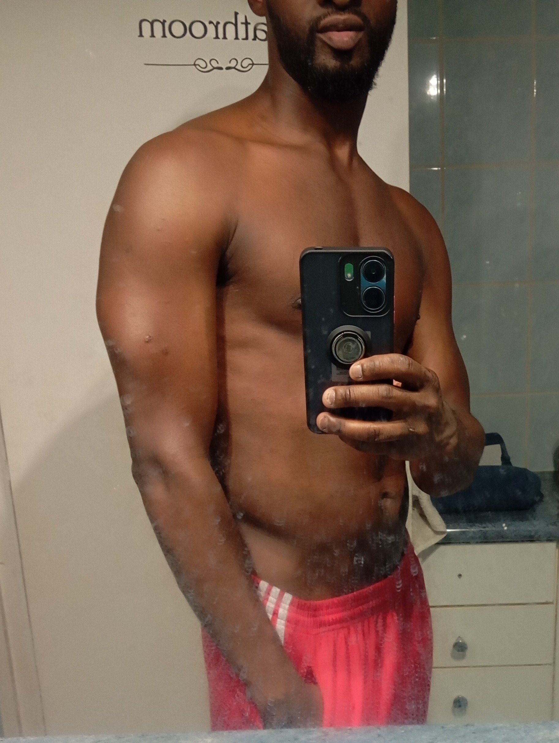 Profil de Laurick, 29 ans, Escort TS Luxembourg à Oberwampach