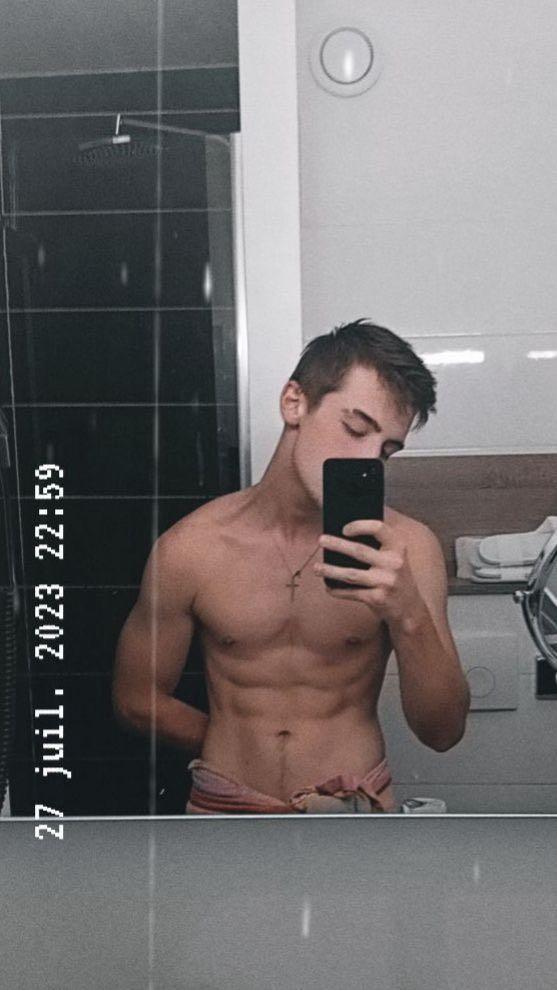 Profil de Clyde, 20 ans, Escort TS Luxembourg à Weicherdange