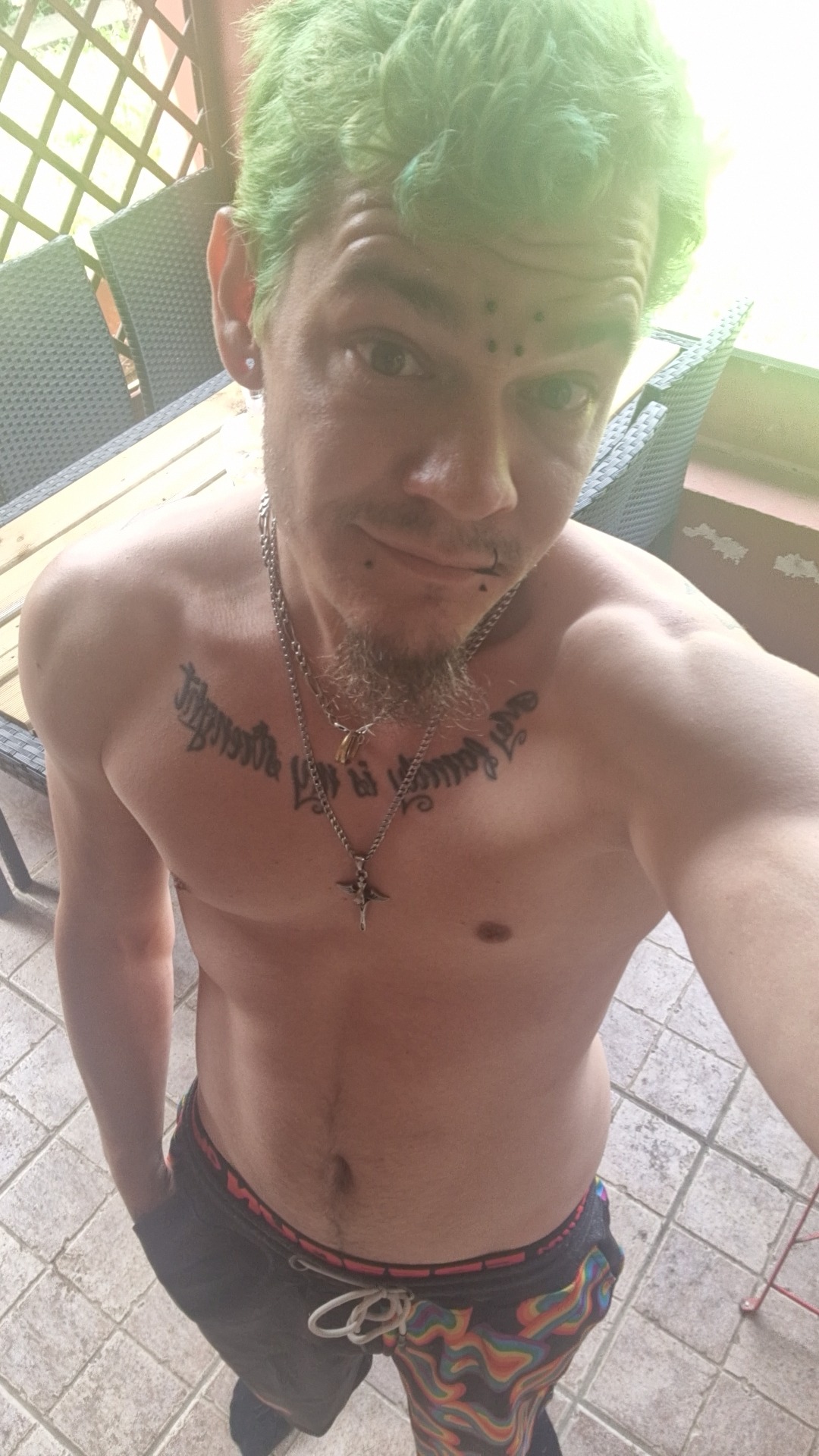 Profil de Diren, 28 ans, Escort TS Luxembourg à Weydig