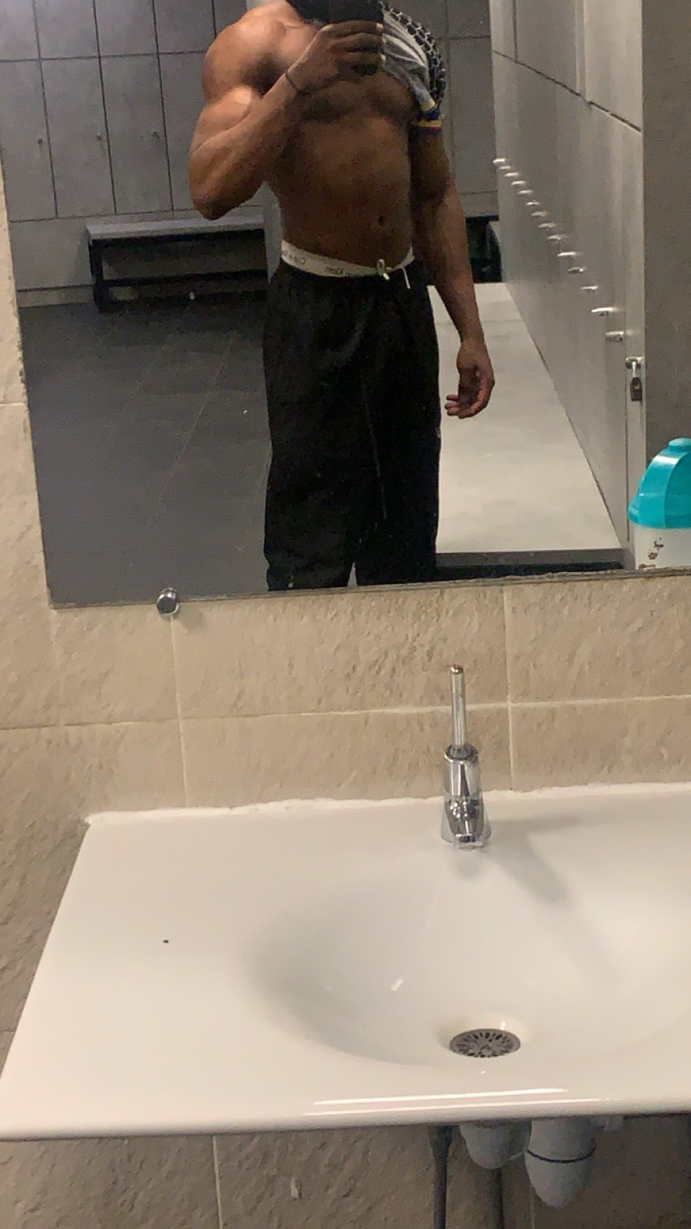 Profil de Selym, 22 ans, Escort TS Luxembourg à Levelange