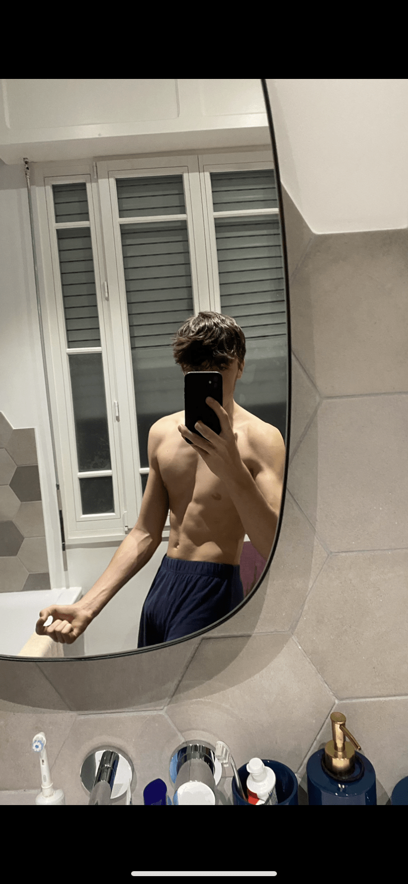 Profil de Yessin, 19 ans, Escort TS Luxembourg à Remich